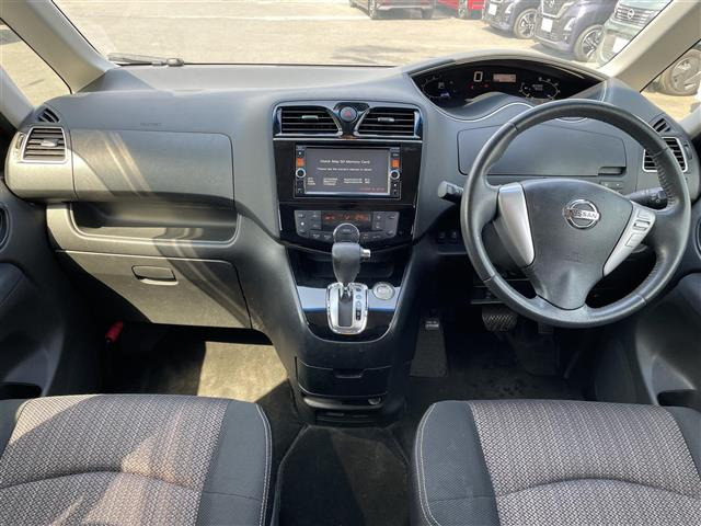 セレナ2.0 ハイウェイスター S-HYBRID