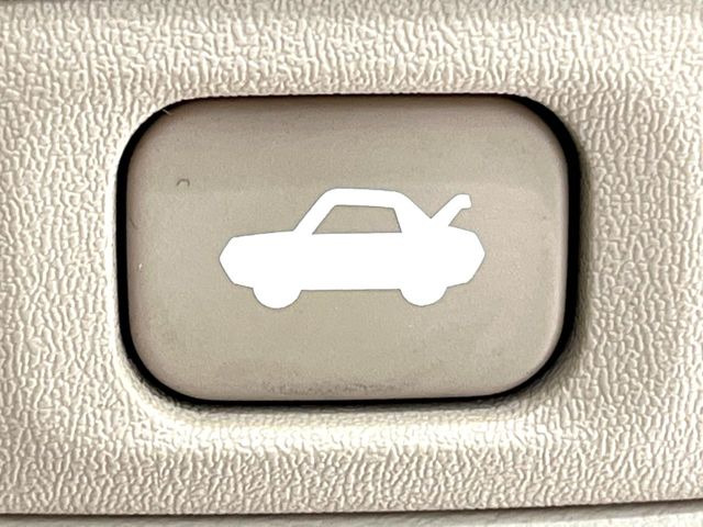 �y�p���[�o�b�N�h�A�z�X�}�[�g�L�[��^�]�Ȃ̃{�^�������������Ń��A�Q�[�g�������ŊJ���܂�!�ו��������Ă��鎞��A�����ʒu�ɂ���o�b�N�h�A��߂�ۂɕ֗��ȋ@�\�ł���