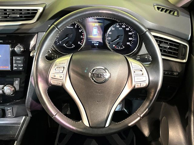 �y�����v�����X�e�A�����O�z�㎿�Ȋv���g�p���邱�ƂŁA��ɂ����������݂ƂĂ��^�]���₷���n���h���ł���