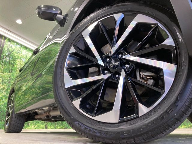 �y����20�C���`�A���~�z�C�[���z�O�ςɃ}�b�`���������A���~�z�C�[���𑕒����Ă���܂��B�e��ЊO�A���~�z�C�[����A�X�^�b�h���X�^�C�����戵�����Ă���܂��B���񂲑��k����������