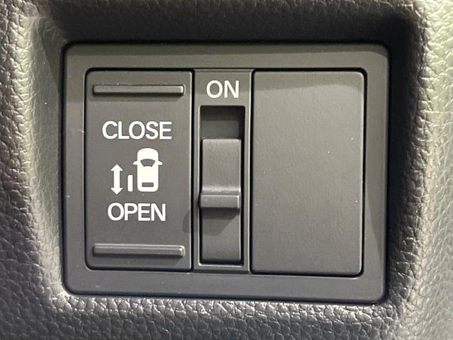 �y�p���[�X���C�h�h�A�z�X�}�[�g�L�[��^�]�Ȃ̃X�C�b�`�ŃX���C�h�h�A�̊J���\���d��������͂����ăh�A���J����K�v�������A���������q�l�ł��A�d���ו��������Ă��鎞�����N�ɊJ���߂ł��܂���