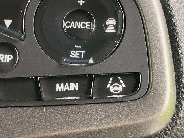 �y�A�_�v�e�B�u�N���[�Y�R���g���[���z�������H�ł̒��������s���y��!!�����ő��x��ۂN���[�Y�R���g���[�����A�Փˌy���V�X�e���ƘA�g���A�O���̎ԗ������m���ĎԊԂ�ۂ悤�ɑ��x���߂��Ă���܂�!!