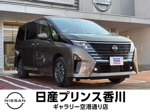 セレナ1.4 e-4ORCE ハイウェイスターV 4WD
