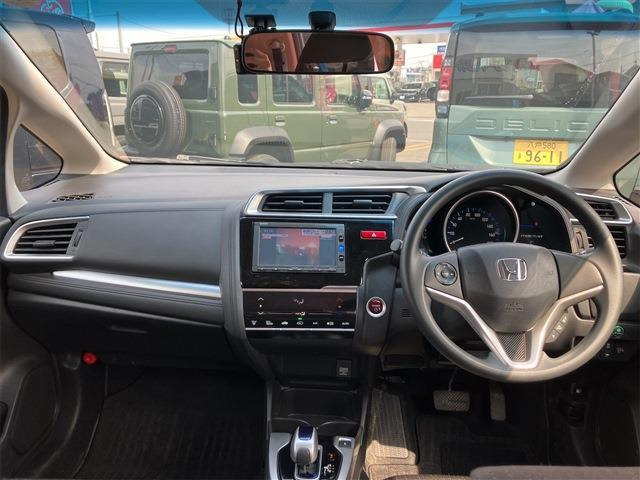 フィット1.5 ハイブリッド Fパッケージ 4WD