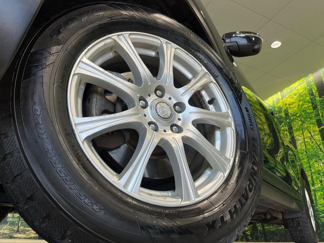 �y17�C���`�A���~�z�C�[���z�O�ςɃ}�b�`�����A���~�z�C�[���𑕒����Ă���܂��B�e��A���~�z�C�[����A�X�^�b�h���X�^�C�����戵�����Ă���܂��B���񂲑��k����������