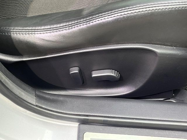 �y�p���[�V�[�g�z�X�C�b�`��ŊȒP�ɃV�[�g�̔��������\!�d��������͂�����܂���!���K�ȃV�[�g�|�W�V�����ɃZ�b�g���āA���K�ȃh���C�u�����y���݂��������B