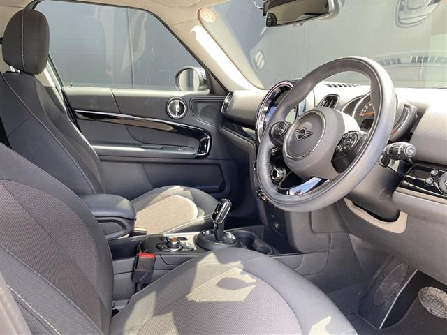 ミニクロスオーバークーパー D