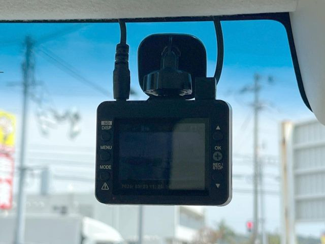 �y�h���C�u���R�[�_�[�z�h���C�u���R�[�_�[����!���s���͂������A������^�]�⎖�̂ɑ��������ہA�f���ŋL�^���A����̃��X�N�ɔ����܂��B���L�^�pSD�J�[�h�͂��q�l�����g�ł��������������K�v������܂��B