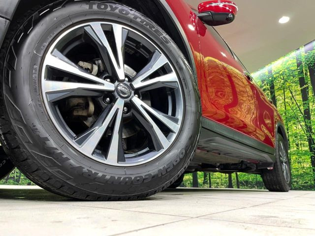 �y����17�C���`�A���~�z�C�[���z�O�ςɃ}�b�`���������A���~�z�C�[���𑕒����Ă���܂��B�e��ЊO�A���~�z�C�[����A�X�^�b�h���X�^�C�����戵�����Ă���܂��B���񂲑��k����������