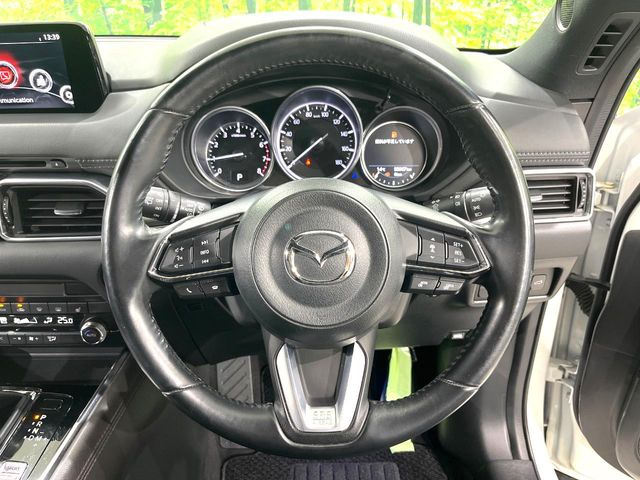 �y�����v�����X�e�A�����O�z�㎿�Ȋv���g�p���邱�ƂŁA��ɂ����������݂ƂĂ��^�]���₷���n���h���ł���