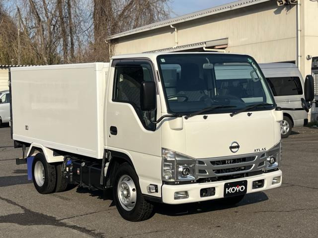 アトラス冷蔵冷凍車
