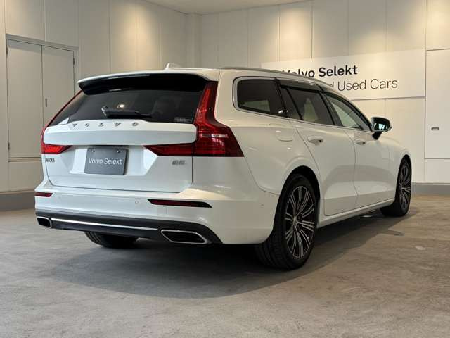 V60B5 インスクリプション