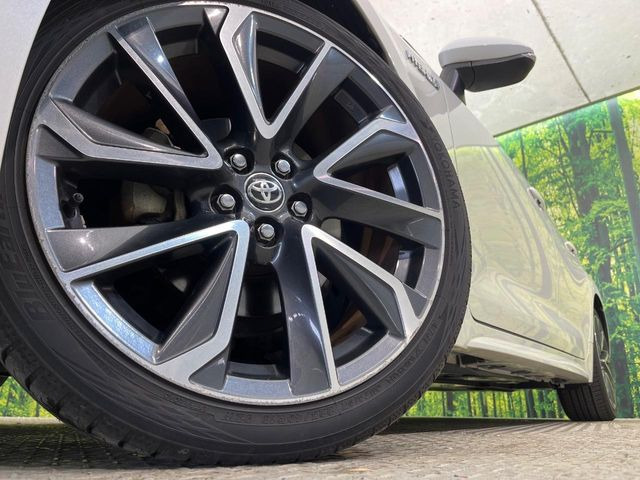 �y����18�C���`�A���~�z�C�[���z�O�ςɃ}�b�`���������A���~�z�C�[���𑕒����Ă���܂��B�e��ЊO�A���~�z�C�[����A�X�^�b�h���X�^�C�����戵�����Ă���܂��B���񂲑��k����������