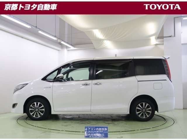 エスクァイアハイブリッド1.8 Gi プレミアムパッケージ ブラックテイラード