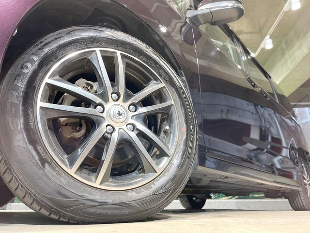 �y16�C���`�A���~�z�C�[���z�O�ςɃ}�b�`�����A���~�z�C�[���𑕒����Ă���܂��B�e��A���~�z�C�[����A�X�^�b�h���X�^�C�����戵�����Ă���܂��B���񂲑��k����������