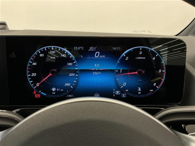 BクラスB200d AMGライン