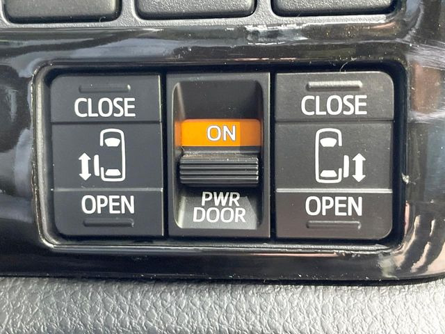 ヴォクシー2.0 ZS