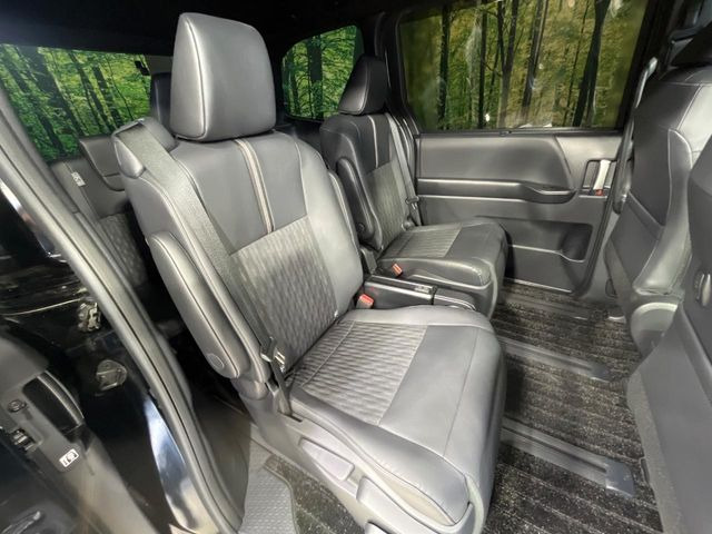 ���ڒ����̓E�H�[�N�X���[�ƂȂ��Ă���܂��B���ڂƎO��ڂ̈ړ�����~�肪�Ƃ��Ă��y�ɂȂ�̂ŁA���~��̍ۂ��X�g���X�������邱�Ƃ͂���܂����