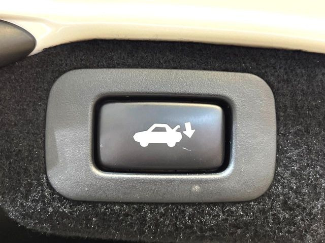 �y�p���[�o�b�N�h�A�z�X�}�[�g�L�[��^�]�Ȃ̃{�^�������������Ń��A�Q�[�g�������ŊJ���܂�!�ו��������Ă��鎞��A�����ʒu�ɂ���o�b�N�h�A��߂�ۂɕ֗��ȋ@�\�ł���