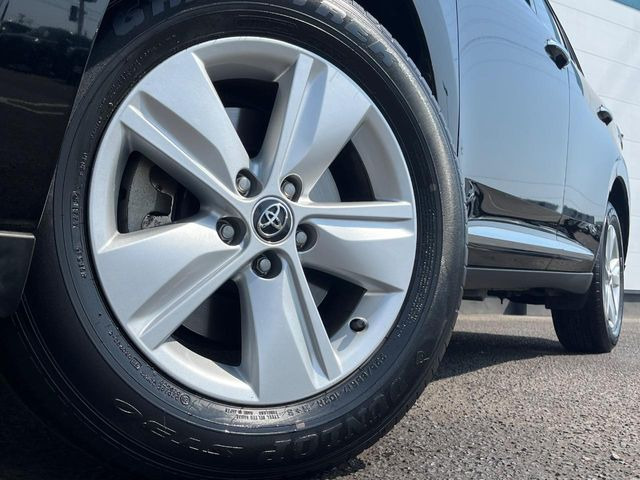 �y����17�C���`�A���~�z�C�[���z�O�ςɃ}�b�`���������A���~�z�C�[���𑕒����Ă���܂��B�e��ЊO�A���~�z�C�[����A�X�^�b�h���X�^�C�����戵�����Ă���܂��B���񂲑��k����������