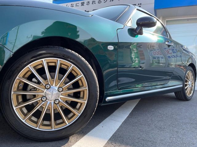 �y15�C���`�A���~�z�C�[���z�O�ςɃ}�b�`�����A���~�z�C�[���𑕒����Ă���܂��B�e��A���~�z�C�[����A�X�^�b�h���X�^�C�����戵�����Ă���܂��B���񂲑��k����������