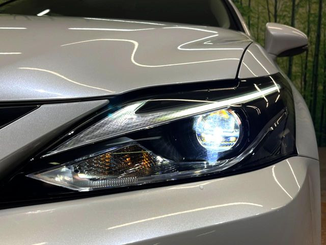 �yLED�w�b�h���C�g�z���V����ԑ��s�����ǍD�Ȏ��E���m�ۂ����S���ĉ^�]�ł��鍂�P�xLED�w�b�h���C�g�𑕔�!�_�����x�������A����d�͂��}�����Ă��܂��B