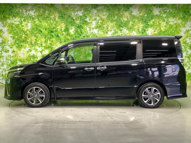 ヴォクシー2.0 ZS 煌III