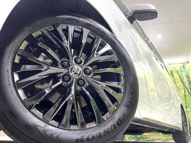 �y����19�C���`�A���~�z�C�[���z�O�ςɃ}�b�`���������A���~�z�C�[���𑕒����Ă���܂��B�e��ЊO�A���~�z�C�[����A�X�^�b�h���X�^�C�����戵�����Ă���܂��B���񂲑��k����������