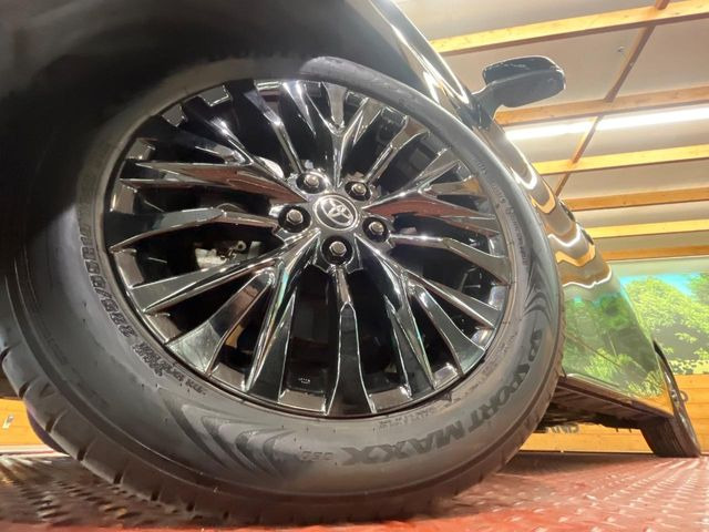 �y����19�C���`�A���~�z�C�[���z�O�ςɃ}�b�`���������A���~�z�C�[���𑕒����Ă���܂��B�e��ЊO�A���~�z�C�[����A�X�^�b�h���X�^�C�����戵�����Ă���܂��B���񂲑��k����������