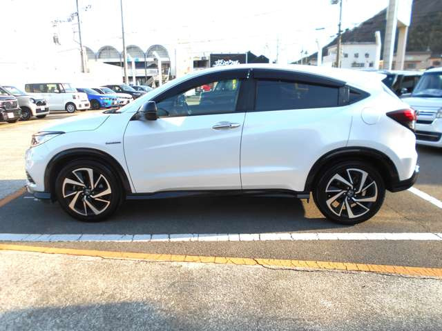 ヴェゼル1.5 ハイブリッド RS ホンダセンシング