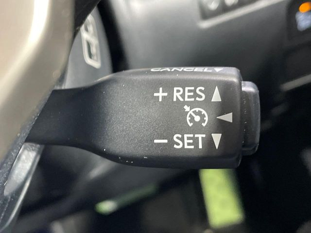 �y�N���[�Y�R���g���[���z�������H�����N���N���s�B�A�N�Z���𗣂��Ă���葬�x�ő��s���ł��A�������^�]���̕��S���y��!�����E�������ȒP�ȃX�C�b�`����Œ����ł��܂��B