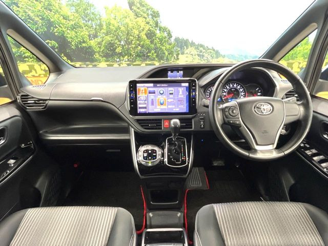 ヴォクシー2.0 ZS 煌