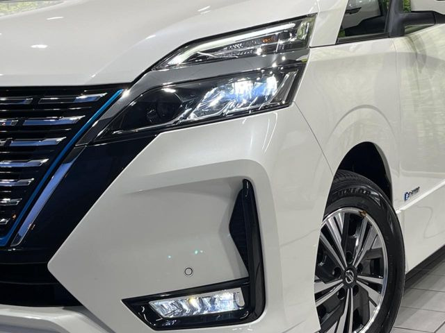 �yLED�w�b�h���C�g�z���V����ԑ��s�����ǍD�Ȏ��E���m�ۂ����S���ĉ^�]�ł��鍂�P�xLED�w�b�h���C�g�𑕔�!�_�����x�������A����d�͂��}�����Ă��܂��B