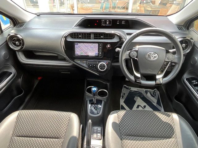 アクア1.5 クロスオーバー