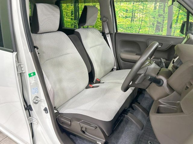 【前席シートヒーター】寒い日に重宝するシートヒーターを後席にも装備!エアコンより早く温まってくれるので寒がりの人も安心ですね♪エアコンの温風は乾燥するから苦手、という方にもをおすすめです。