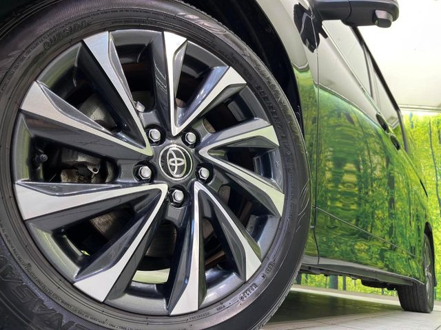 �y����17�C���`�A���~�z�C�[���z�O�ςɃ}�b�`���������A���~�z�C�[���𑕒����Ă���܂��B�e��ЊO�A���~�z�C�[����A�X�^�b�h���X�^�C�����戵�����Ă���܂��B���񂲑��k����������