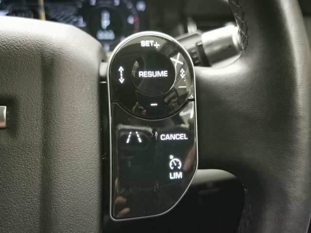 レンジローバーイヴォークSE 2.0L D180 ディーゼル 4WD