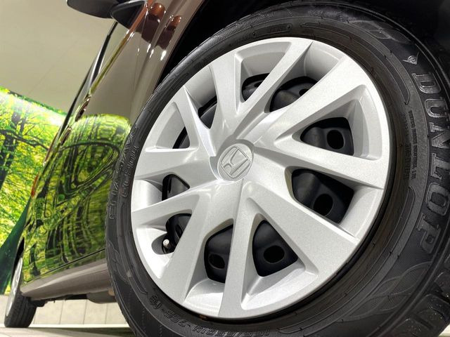 �y����14�C���`�A���~�z�C�[���z�O�ςɃ}�b�`���������A���~�z�C�[���𑕒����Ă���܂��B�e��ЊO�A���~�z�C�[����A�X�^�b�h���X�^�C�����戵�����Ă���܂��B���񂲑��k����������