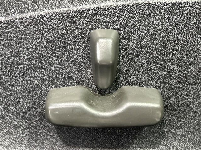 �y�p���[�V�[�g�z�X�C�b�`��ŊȒP�ɃV�[�g�̔��������\!�d��������͂�����܂���!���K�ȃV�[�g�|�W�V�����ɃZ�b�g���āA���K�ȃh���C�u�����y���݂��������B