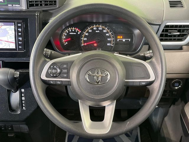 �y�X�e�A�����O�X�C�b�`�z�^�]���A�O������ڐ������炷���ƂȂ��A�I�[�f�B�I���̑��삪�\�ȕ֗��@�\!���S&���K�ȃh���C�u�����o���Ă���܂���