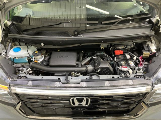 安心の最長10年・走行無制限保証(有償)をご用意。保証内容も充実はもちろん、無料点検&オイル交換や、年中無休の全国・24時間ロードサービスも付帯されておりますのでご安心下さい。