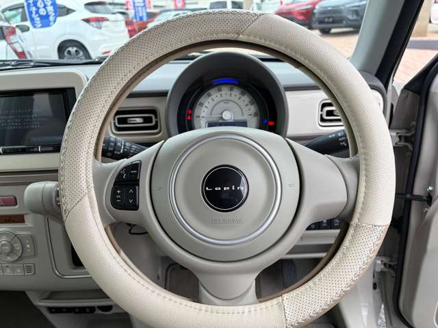 ���W����ɂ͍��i���̒��ÎԂ�V�Ԃ��������ł����W���䐔100��̑�^�W����֐��񂲗��X����������