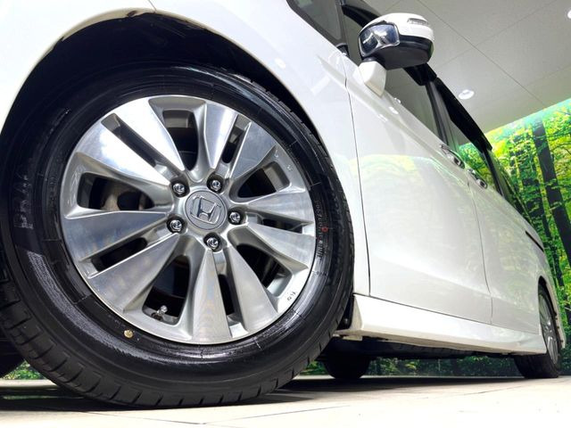 �y����16�C���`�A���~�z�C�[���z�O�ςɃ}�b�`���������A���~�z�C�[���𑕒����Ă���܂��B�e��ЊO�A���~�z�C�[����A�X�^�b�h���X�^�C�����戵�����Ă���܂��B���񂲑��k����������