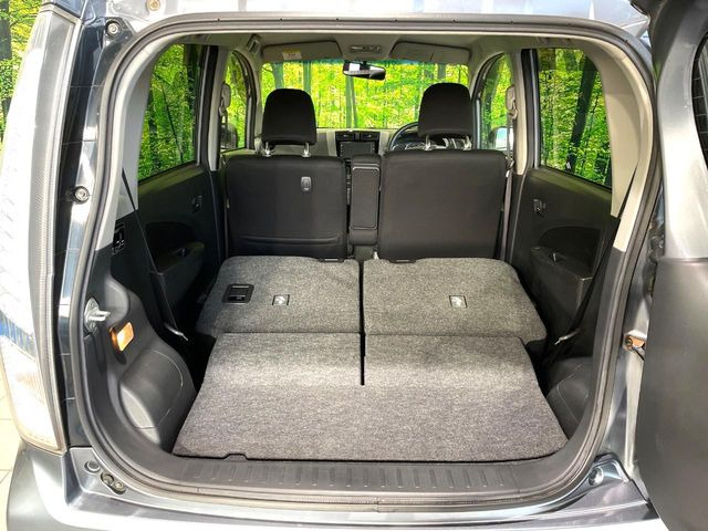 ���i�̂���������ʋ΁A���}���ɏ\���ȉ׎��X�y�[�X���m�ۂ��Ă���܂��B�Z�J���h�V�[�g��|���ƁA�傫�ȉו��̐ύڂ��\�ł���