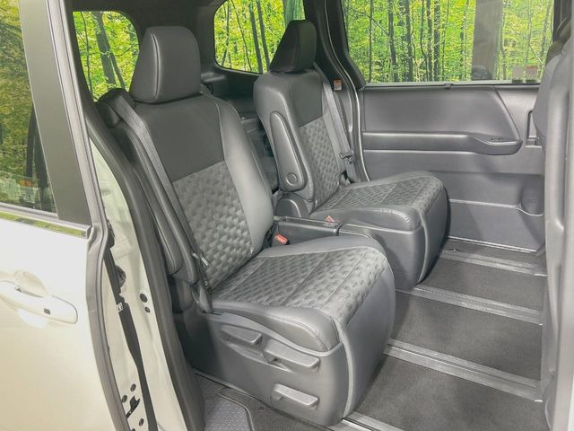 �L�X�Ƃ���2��ڃV�[�g�͋��Z���������A���S�n�����K!�F�B��Ƒ��Ƃ̂��o�����ɂ҂�����ł��B�x�r�[�V�[�g��`���C���h�V�[�g�g�p�������K�ɂ��߂�������������\���ȋ�Ԃ��m�ۂ��Ă��܂��B