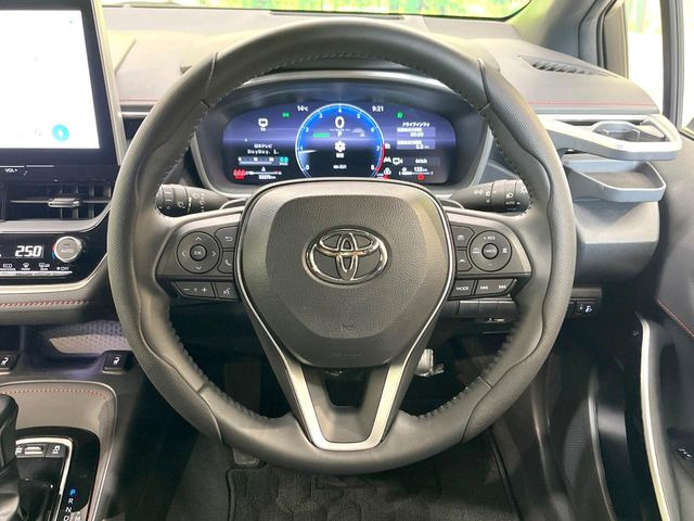 【ステアリングスイッチ】運転中、前方から目線をそらすことなく、オーディオ等の操作が可能な便利機能!安心&快適なドライブを演出してくれます♪