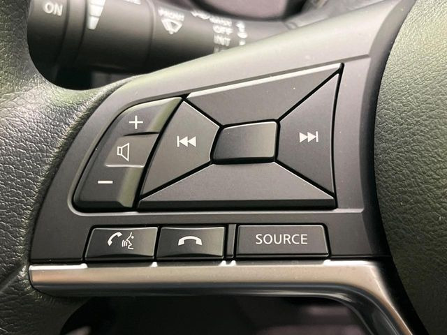 �y�X�e�A�����O�X�C�b�`�z�^�]���A�O������ڐ������炷���ƂȂ��A�I�[�f�B�I���̑��삪�\�ȕ֗��@�\!���S&���K�ȃh���C�u�����o���Ă���܂���