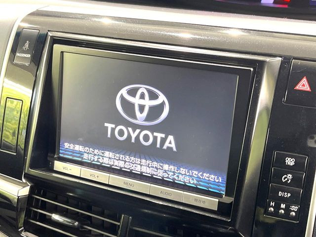 �y�����i�r�z�l�C�̏����i�r�𑕔����Ă���܂��B�i�r�̎g���₷���͂������A�I�[�f�B�I�@�\���[��!�L�����v�◷�s�͂������A�ʋ΂┃�����ȂǕ��i�̃h���C�u���y�����Ȃ�͂���