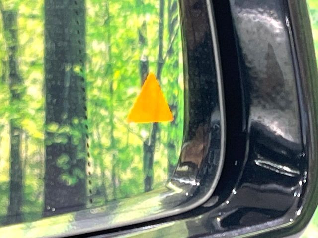 �y�u���C���h�A�V�X�g�Z���T�[�z���p����̎Ԃ����m���A�h���C�o�[���Ԑ��ύX���s���ۂɁA�x�����Ƌ��ɒ��ӂ𑣂��Ă������S�x���@�\�ł�!