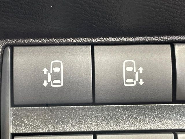 �y�����p���[�X���C�h�h�A�z�X�}�[�g�L�[��^�]�Ȃ̃X�C�b�`�Ō�ȗ����X���C�h�h�A�̊J���\���d��������͂����ăh�A���J����K�v�������A�����Ȃ��q�l�ł��ȒP�ɊJ���߂ł����K�ł���